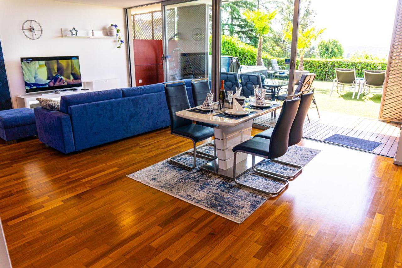 Apartments Feral ปอร์โตรอซ ภายนอก รูปภาพ