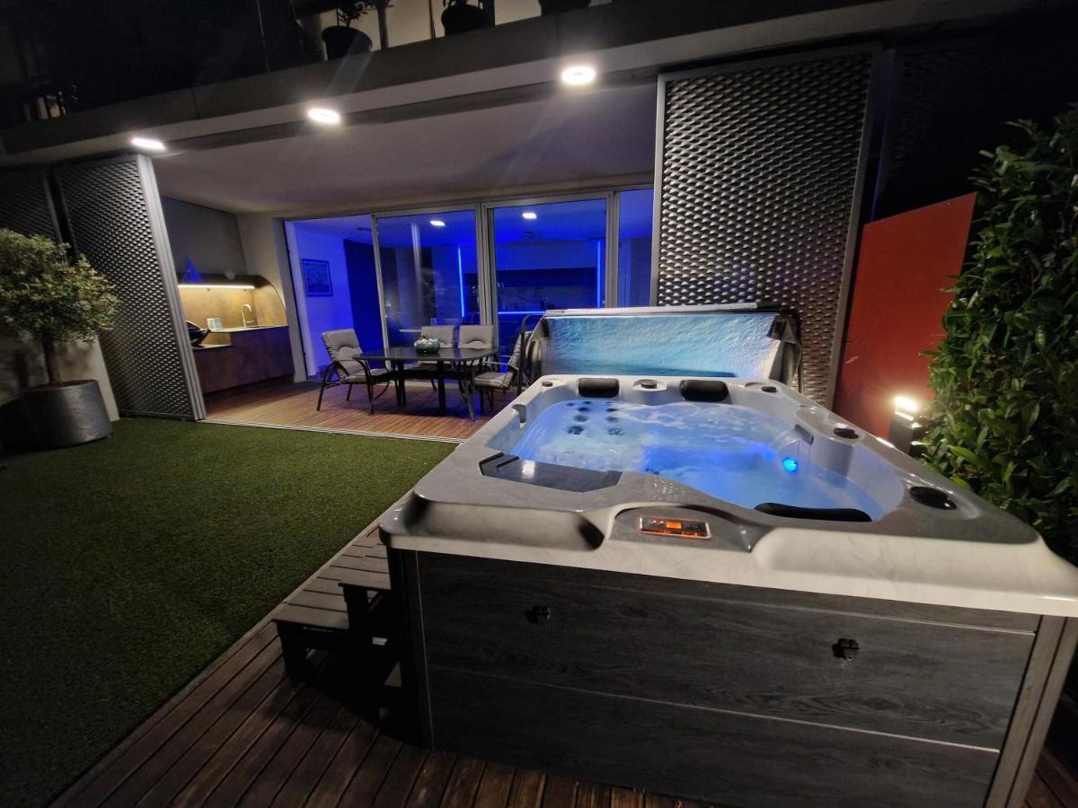 Apartments Feral ปอร์โตรอซ ภายนอก รูปภาพ