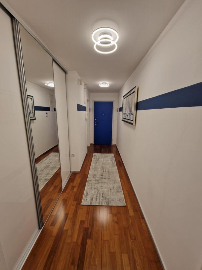 Apartments Feral ปอร์โตรอซ ภายนอก รูปภาพ
