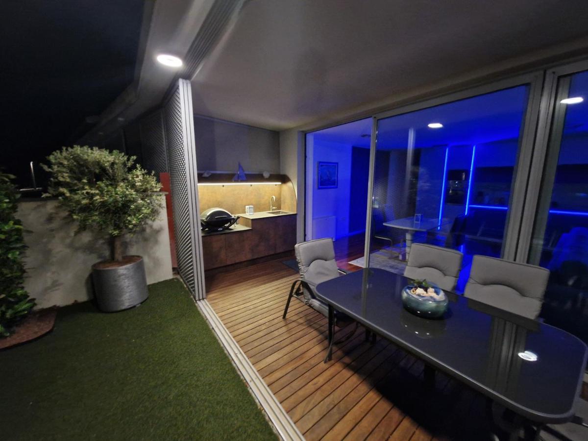 Apartments Feral ปอร์โตรอซ ภายนอก รูปภาพ